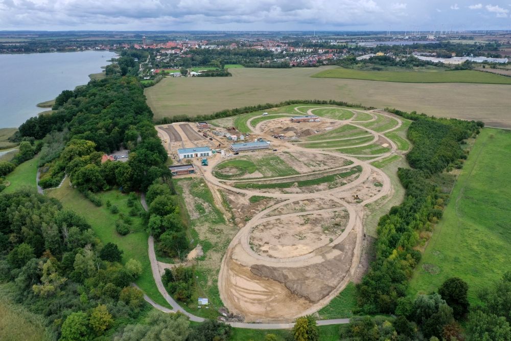 2020-09-09-01DE6071D6-45F8-87A8-60B4-6412C9ACB61A