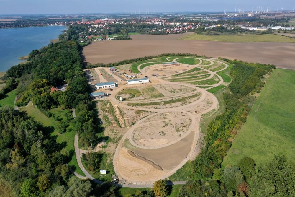 2020-09-16-029B1B076B-84B9-936C-1BB4-DA8670964861